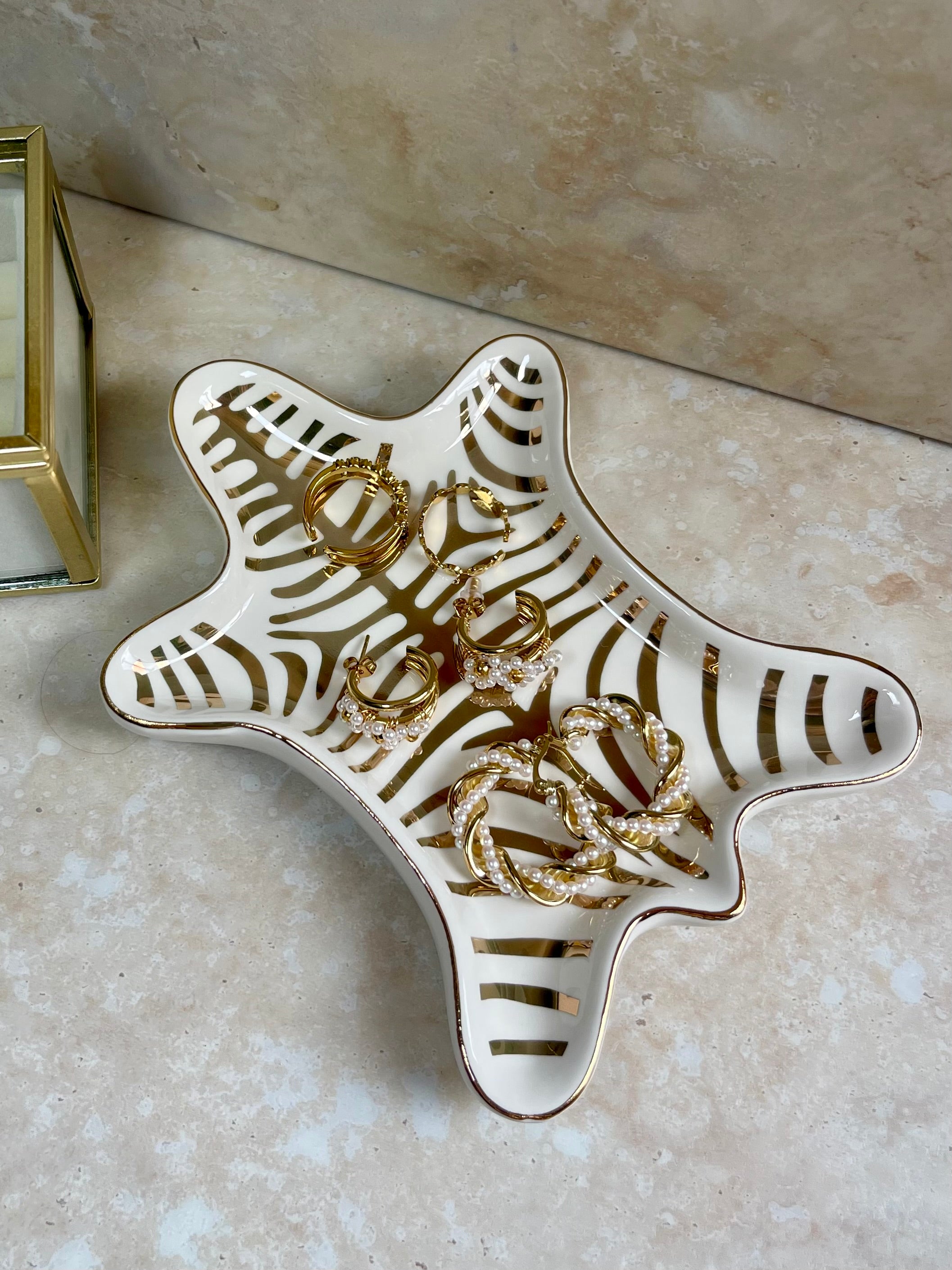 PLATEAU A BIJOUX ZEBRE