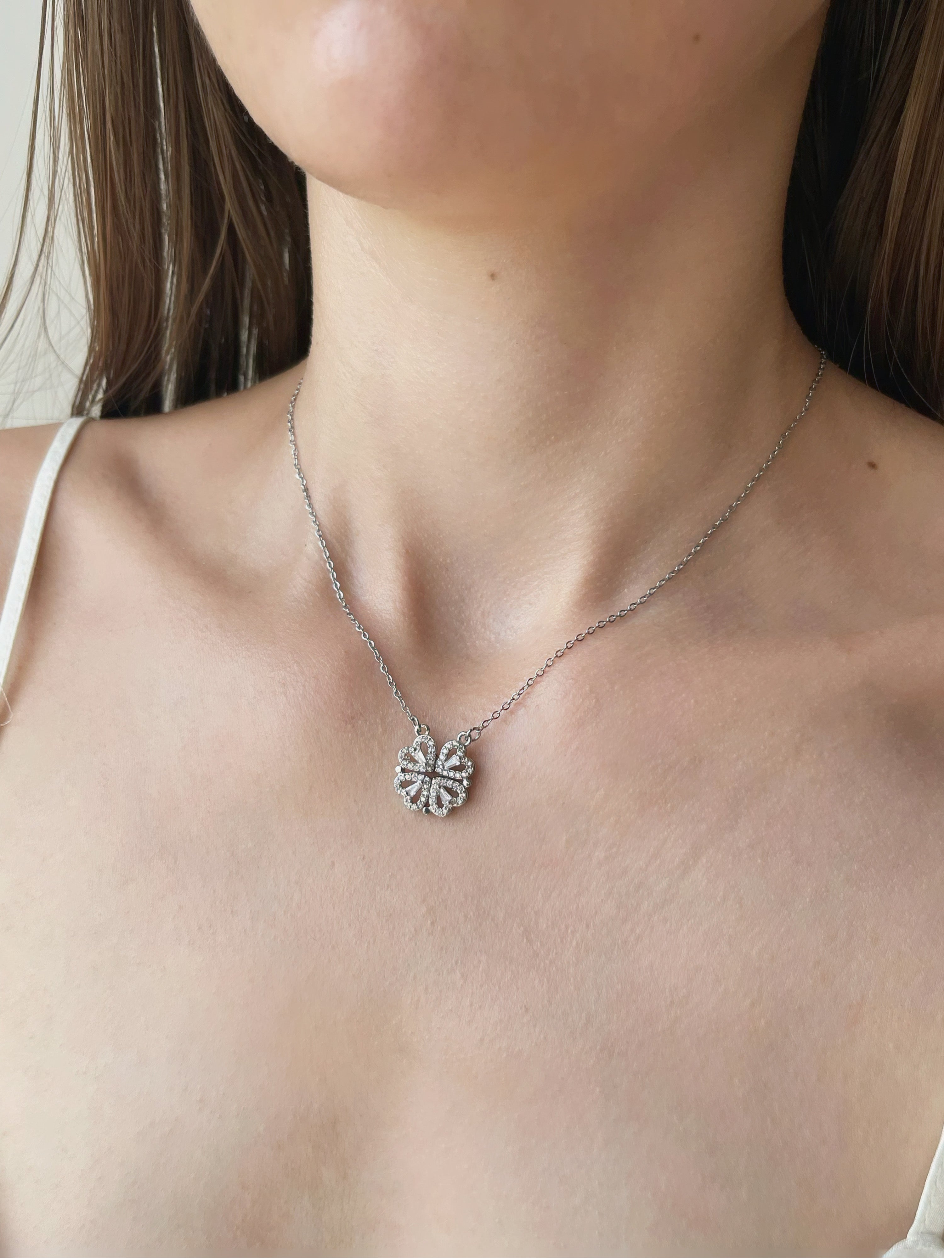 COLLIER ANASTASIE