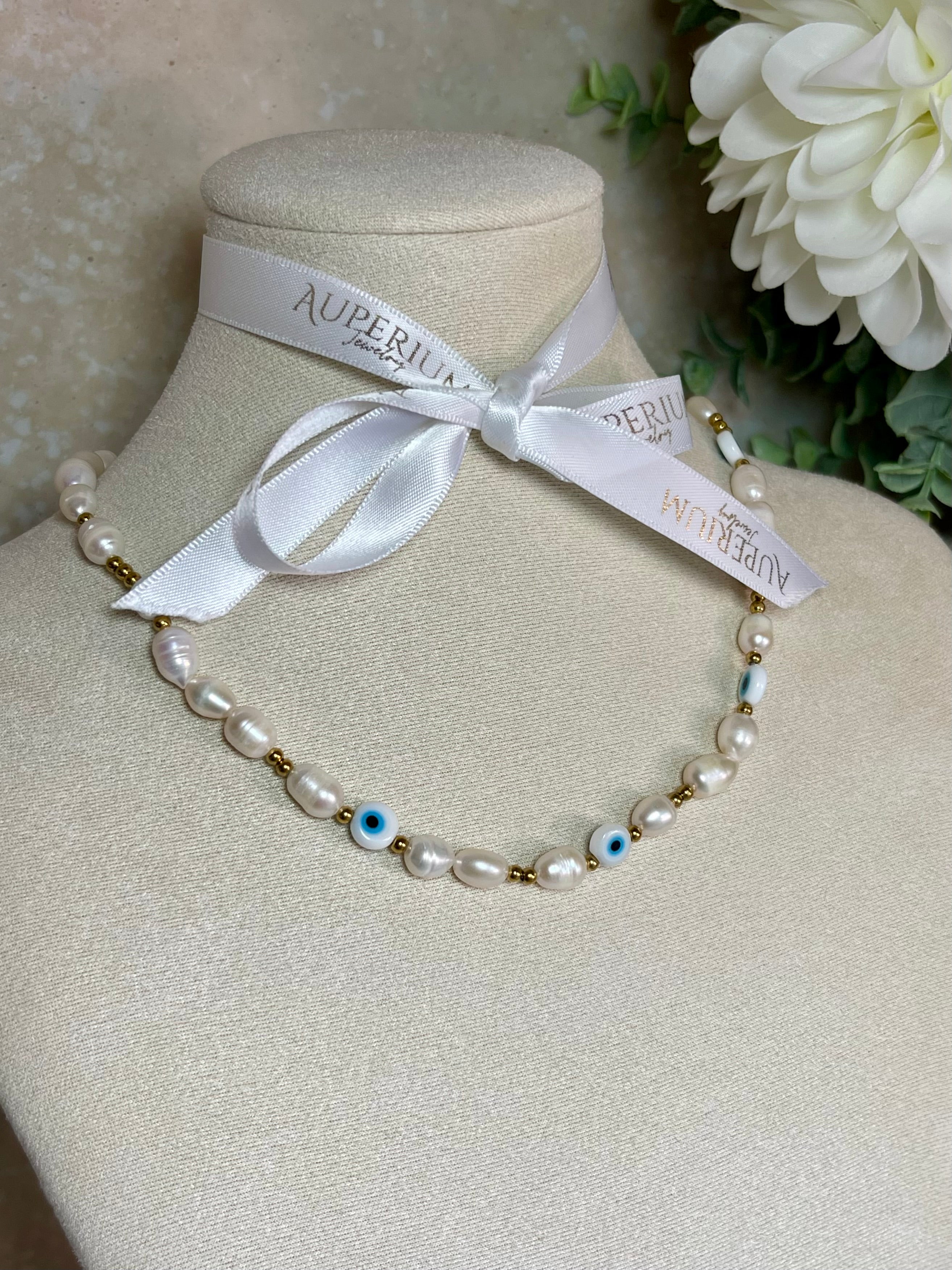 COLLIER CONSTANCE