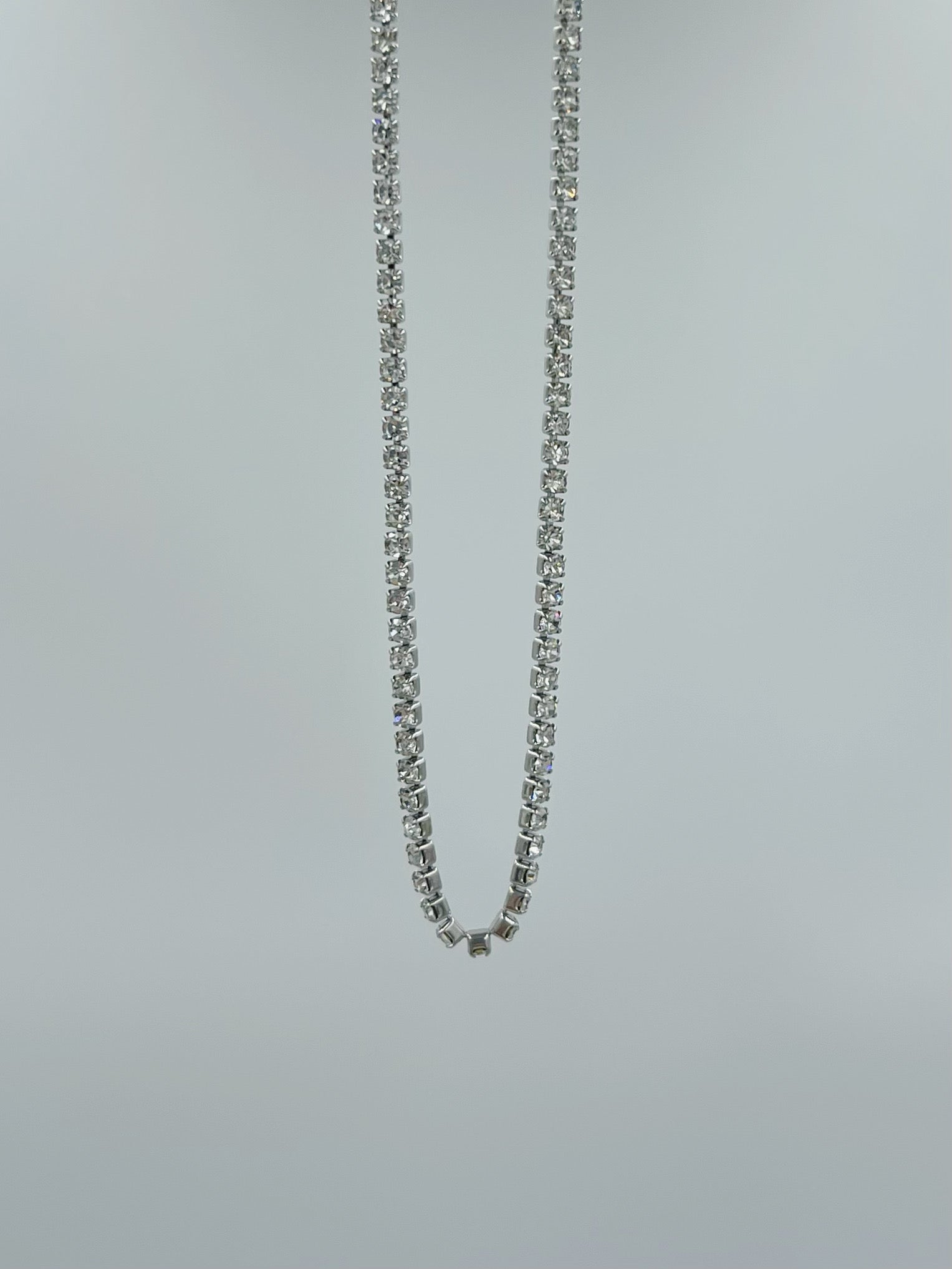 COLLIER CALISTA