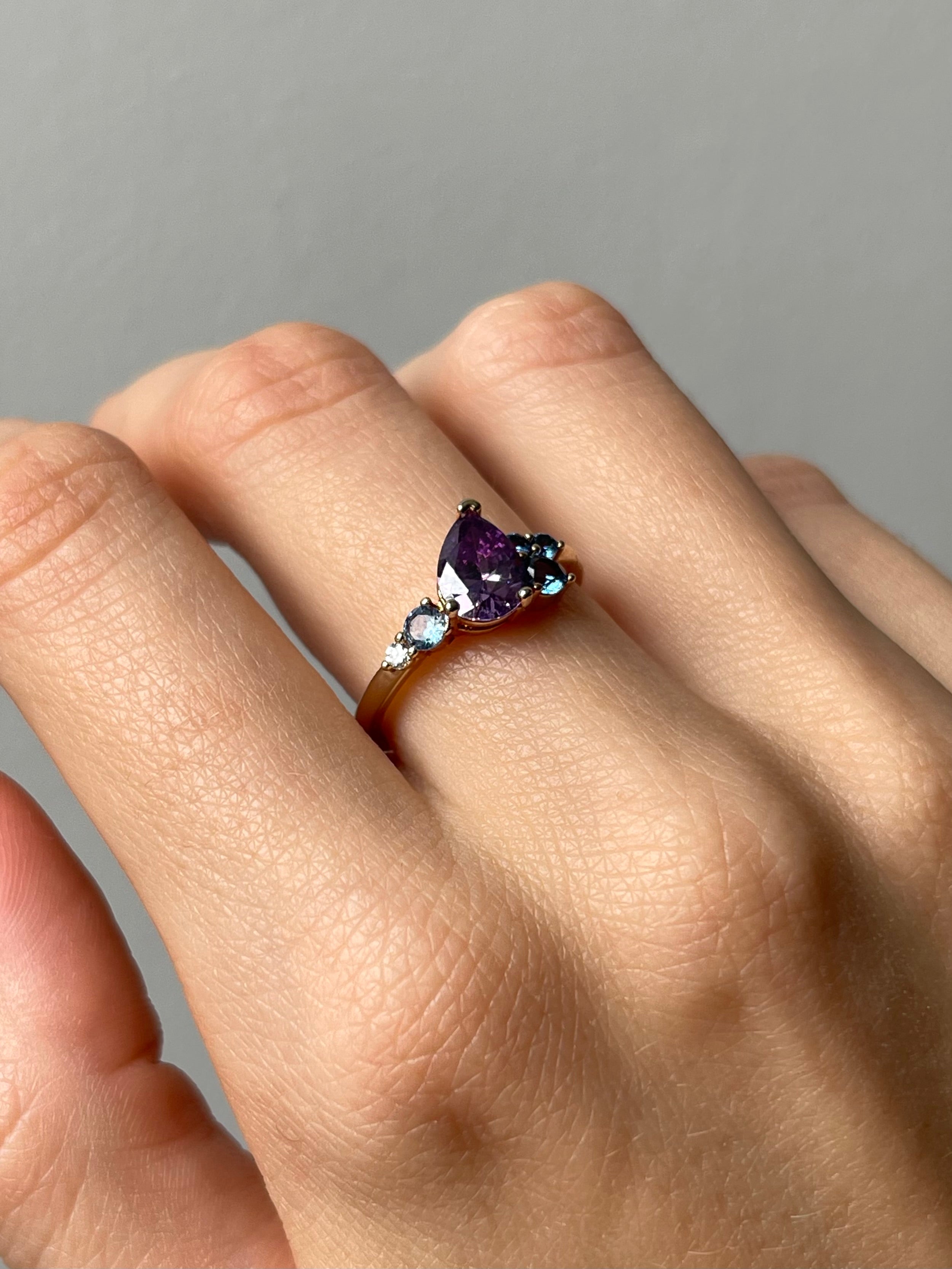 BAGUE VIOLETTE